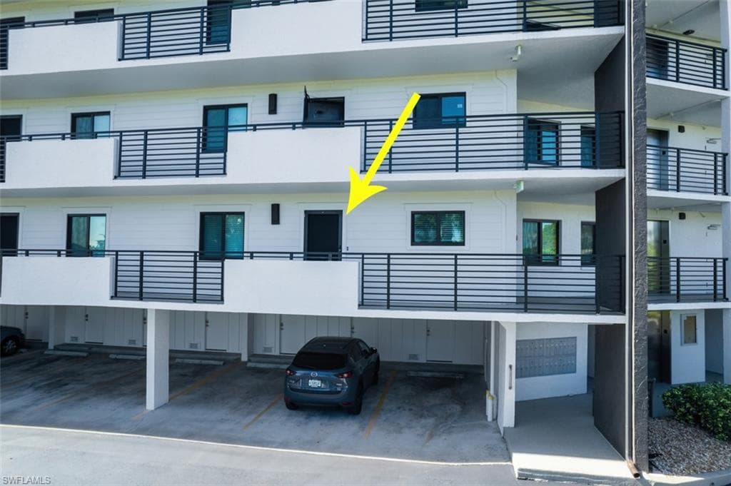 226 3rd ST # 111, BONITA SPRINGS FL 34134-5
