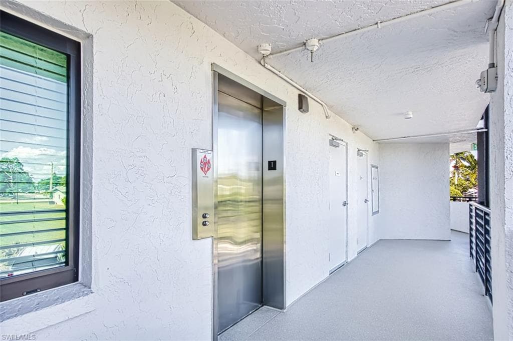 226 3rd ST # 111, BONITA SPRINGS FL 34134-6