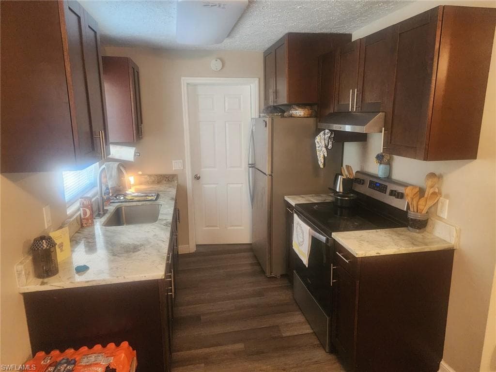 4707 Duera Mae DR, FORT MYERS FL 33908-7