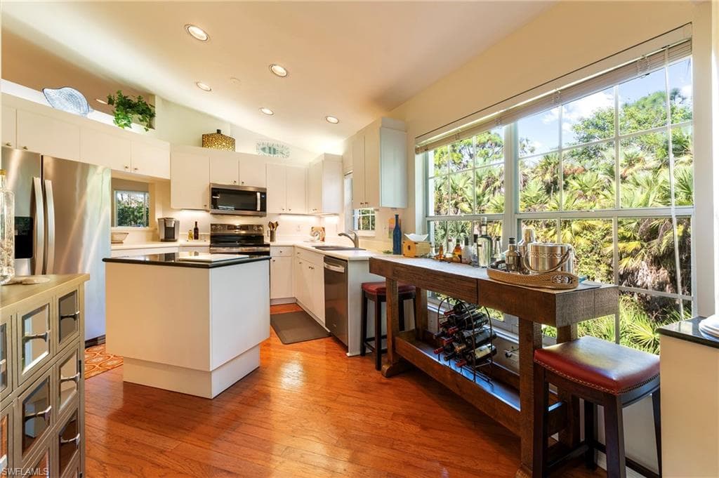3755 Fieldstone BLVD # 1208, NAPLES FL 34109-13