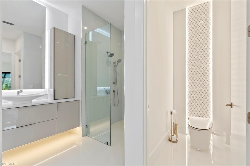 27287 Tennessee ST, BONITA SPRINGS FL 34135-22