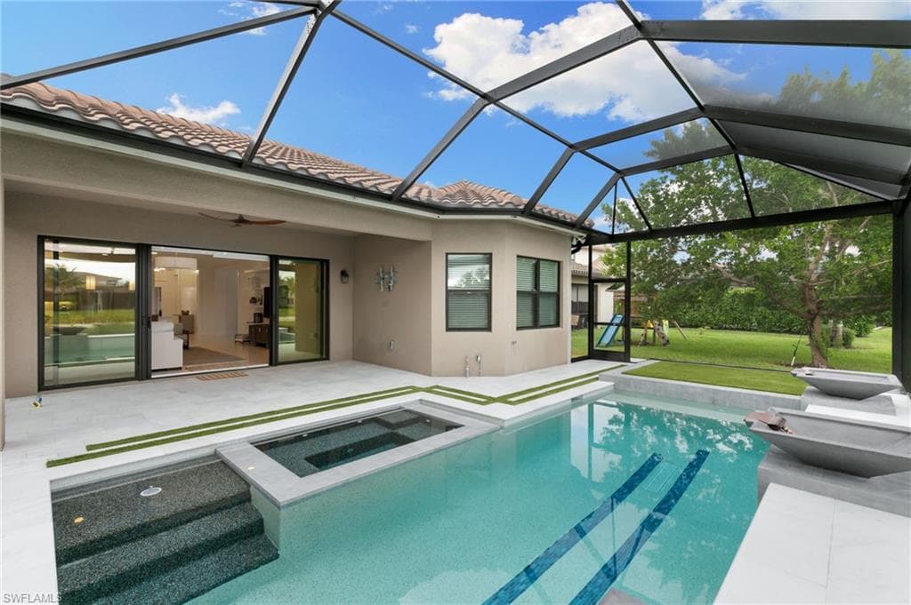 4409 Aurora ST, NAPLES FL 34119-30