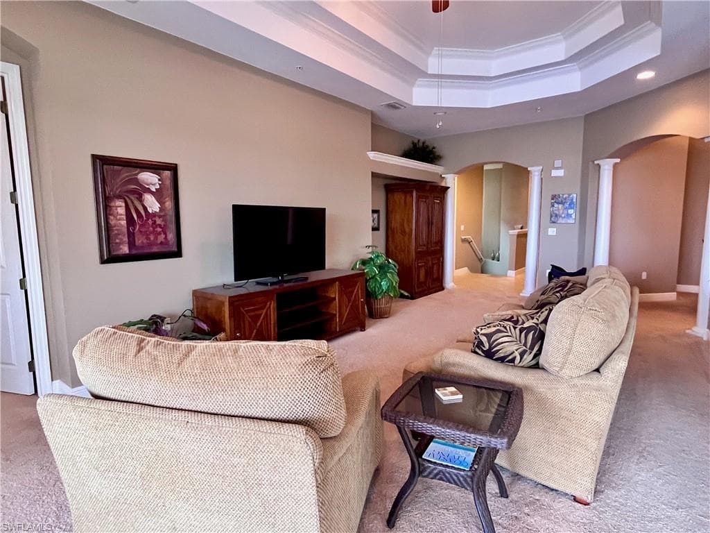 190 Shadroe Cove CIR # 703, CAPE CORAL FL 33991-6