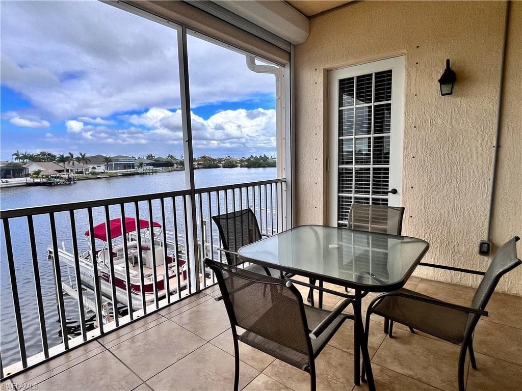 190 Shadroe Cove CIR # 703, CAPE CORAL FL 33991-30