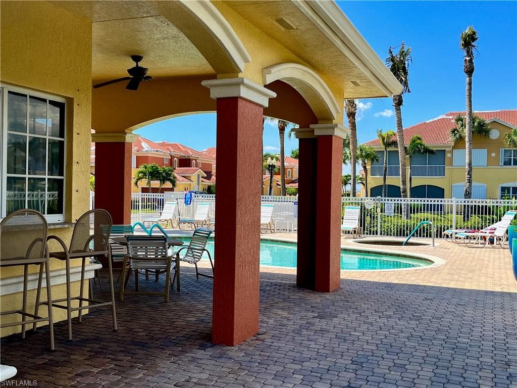 190 Shadroe Cove CIR # 703, CAPE CORAL FL 33991-24