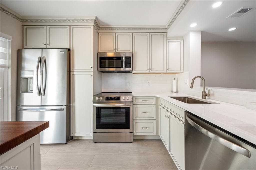 18016 San Carlos BLVD # 51, FORT MYERS BEACH FL 33931-15