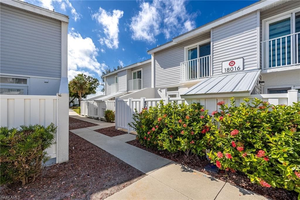 18016 San Carlos BLVD # 51, FORT MYERS BEACH FL 33931-10