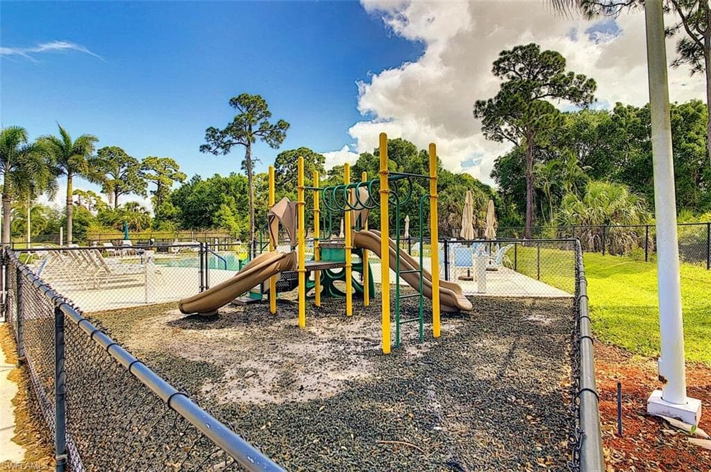 14732 Calusa Palms DR # 202, FORT MYERS FL 33919-45