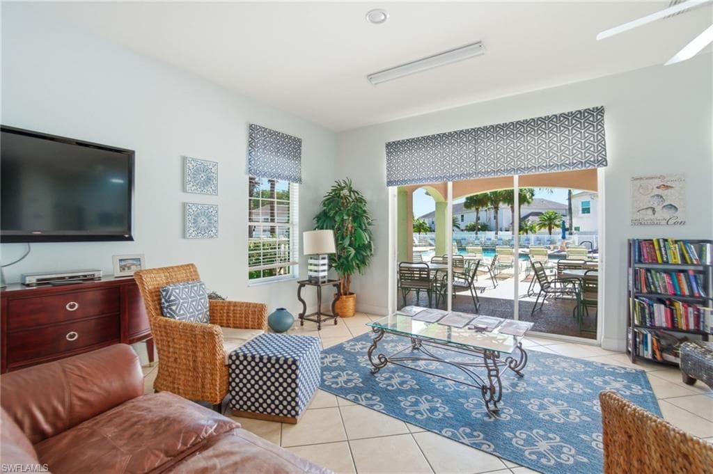 3009 Palmetto Oak DR # 104, FORT MYERS FL 33916-44