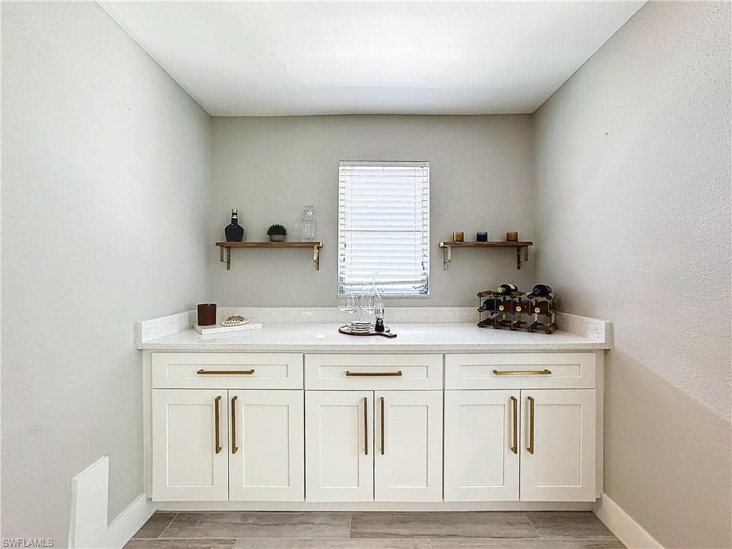 9 Knights Bridge RD # 30, NAPLES FL 34112-21