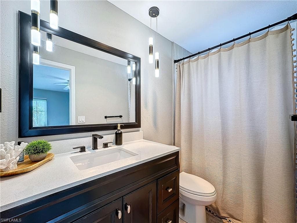 9 Knights Bridge RD # 30, NAPLES FL 34112-37