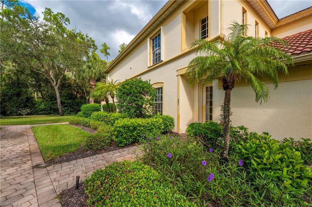 26407 Lucky Stone RD # 201, BONITA SPRINGS FL 34135-1