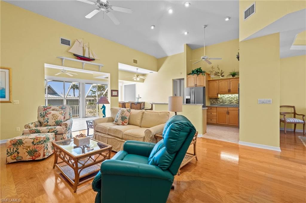 21075 Saint Peters DR S, FORT MYERS BEACH FL 33931-13