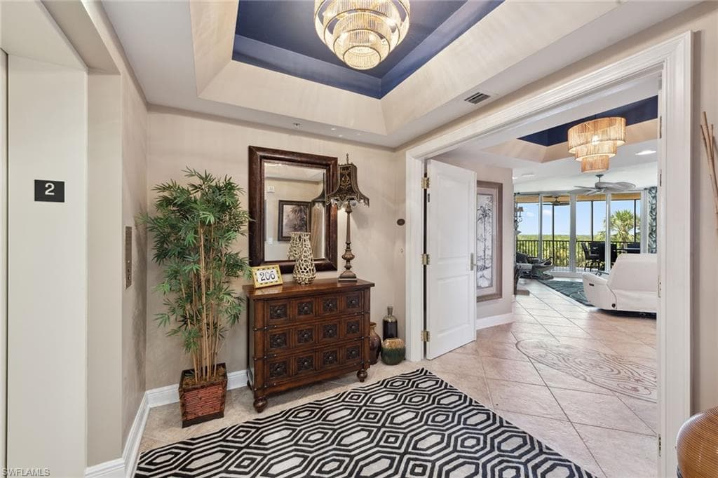 1060 Borghese LN # 206, NAPLES FL 34114-1