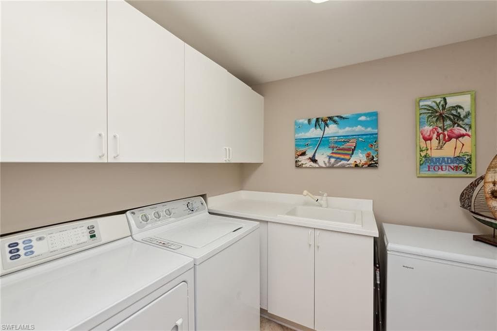 1060 Borghese LN # 206, NAPLES FL 34114-25