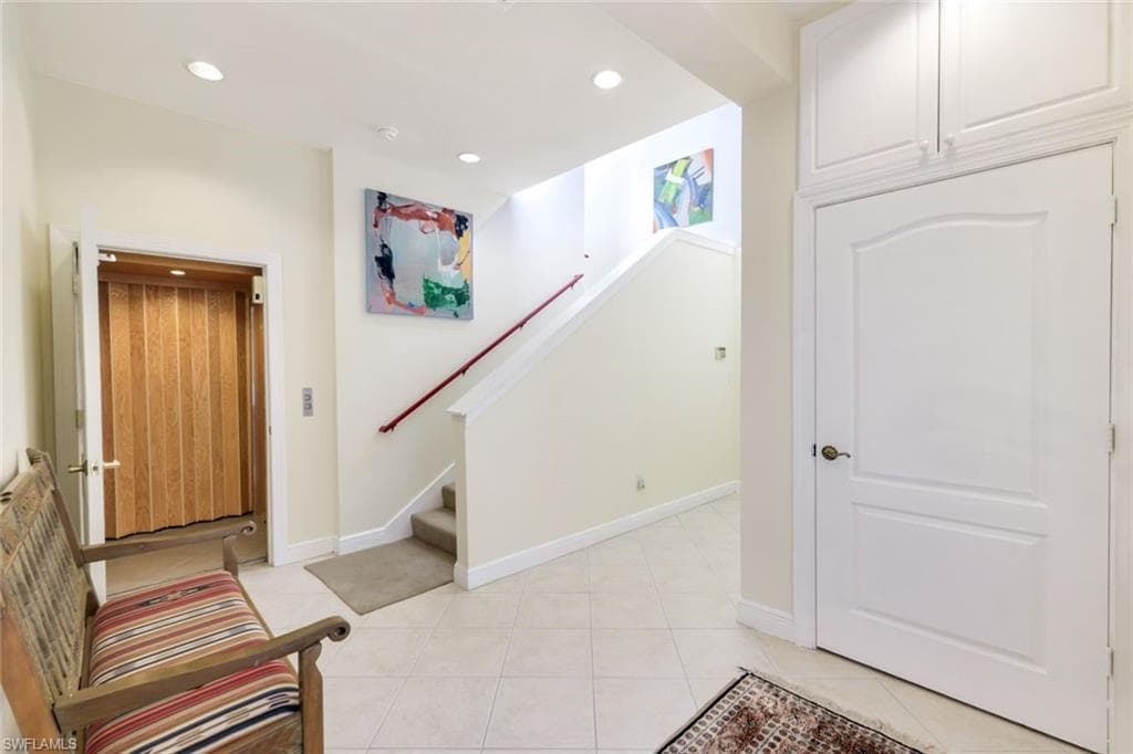 4815 Aston Gardens WAY # 201, NAPLES FL 34109-3