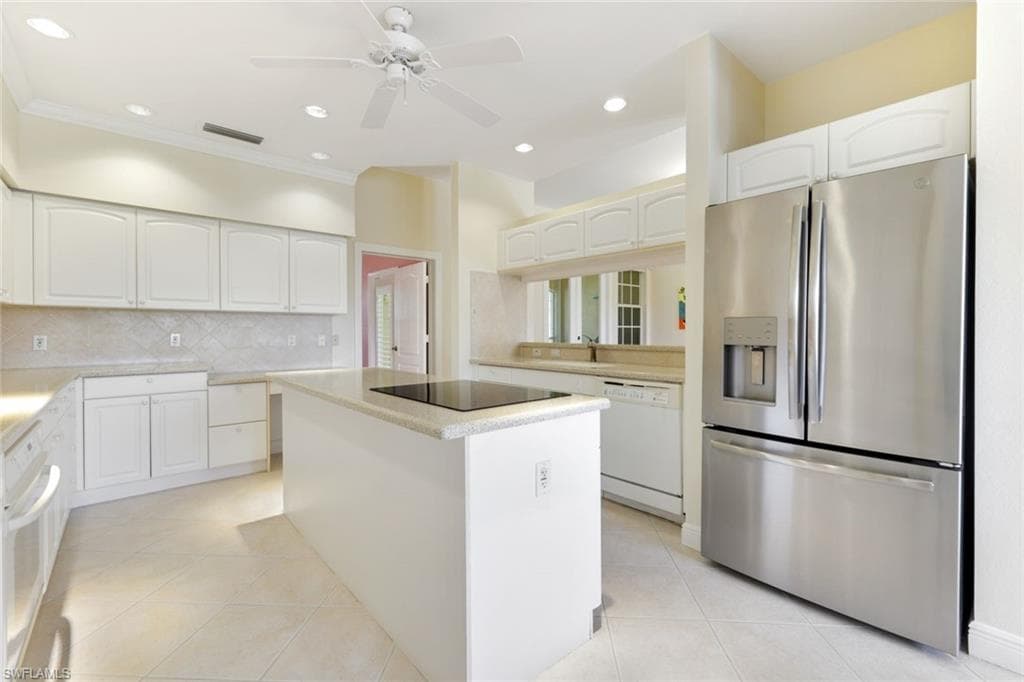 4815 Aston Gardens WAY # 201, NAPLES FL 34109-7