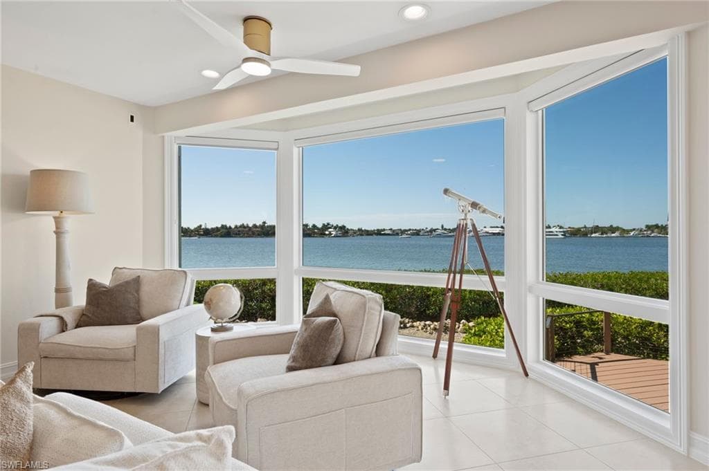 1301 Chesapeake AVE # 1B, NAPLES FL 34102-3