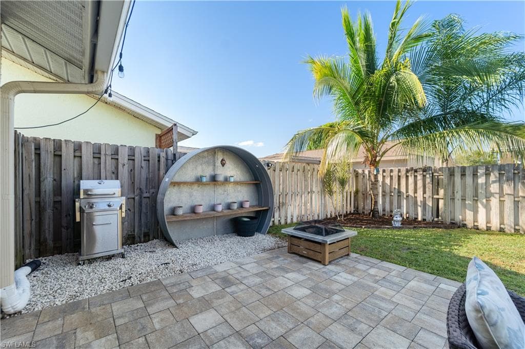 9802 Wildginger DR, FORT MYERS FL 33919-25