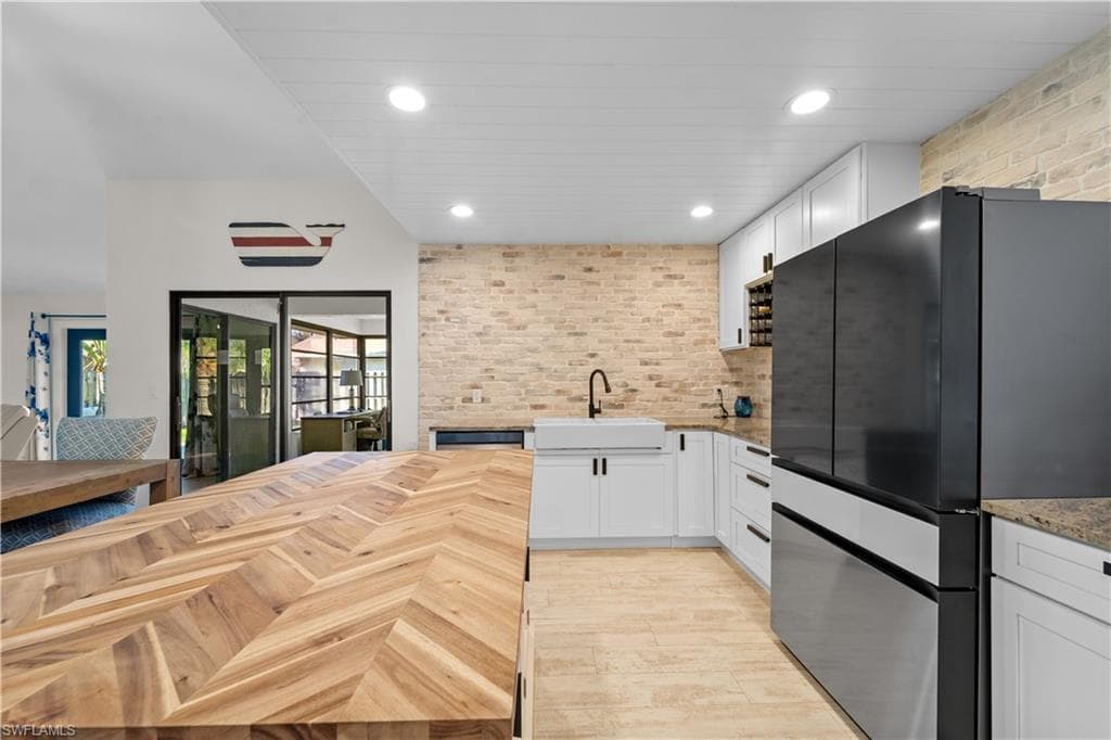 9802 Wildginger DR, FORT MYERS FL 33919-10