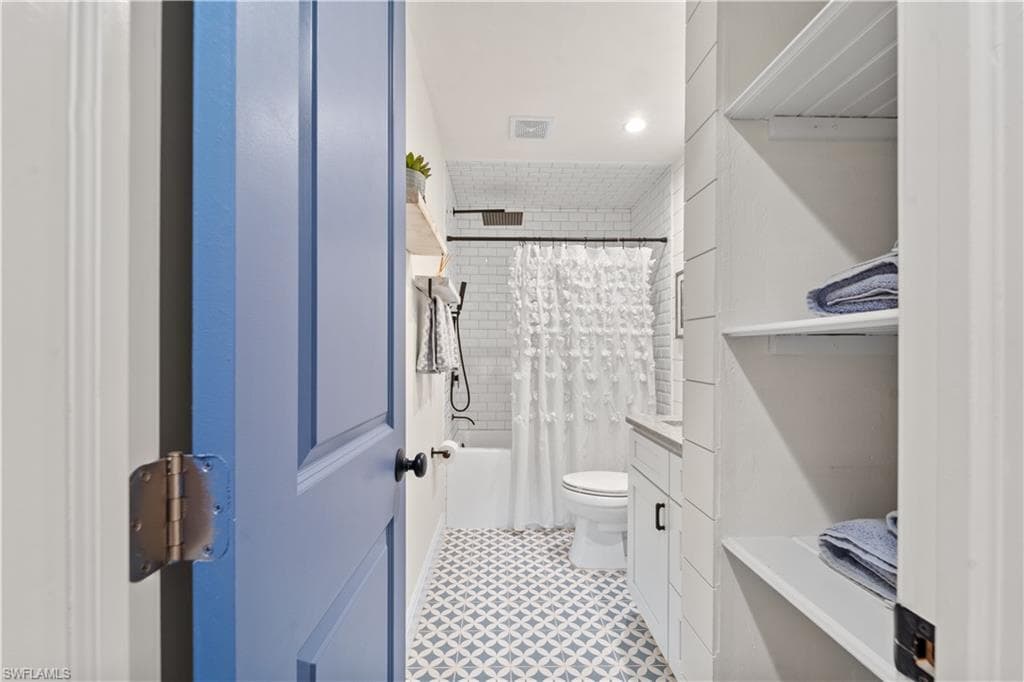 9802 Wildginger DR, FORT MYERS FL 33919-30