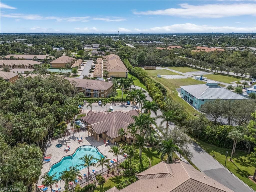 1143 Winding Pines CIR # 203, CAPE CORAL FL 33909-6