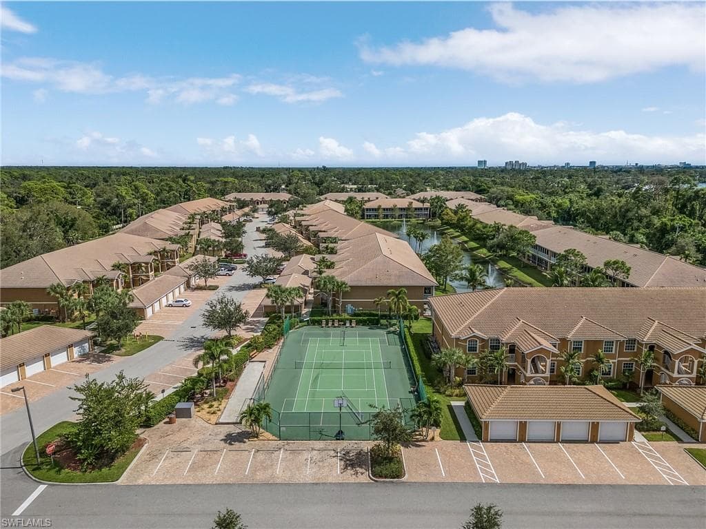 1143 Winding Pines CIR # 203, CAPE CORAL FL 33909-7