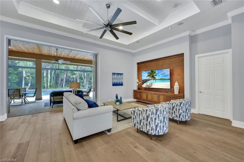 12219 Colliers Reserve DR, NAPLES FL 34110-2