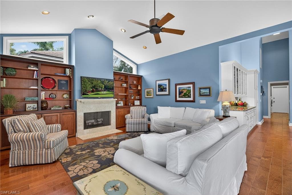 6 Bramblewood PT, NAPLES FL 34105-15