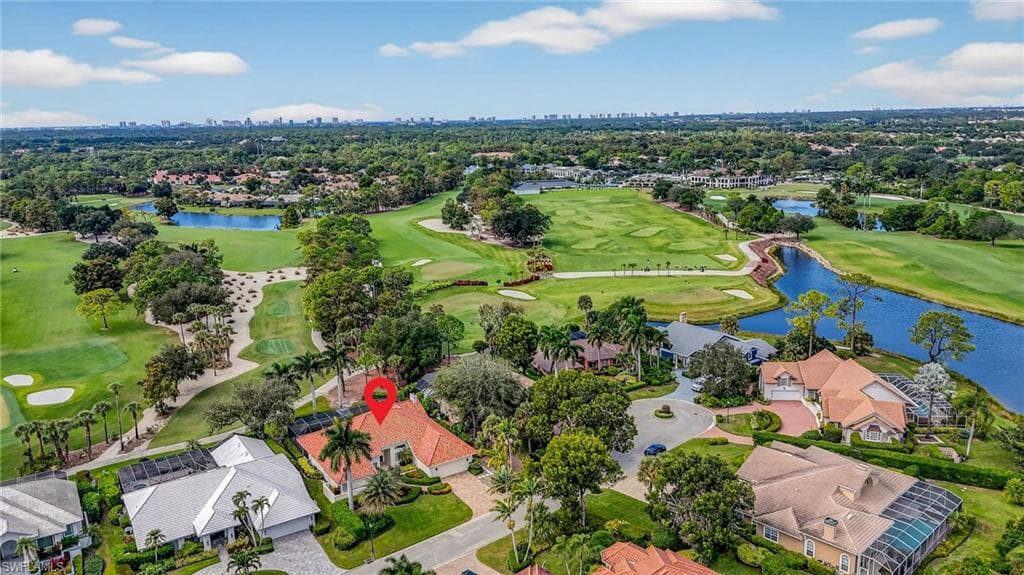 6 Bramblewood PT, NAPLES FL 34105-2