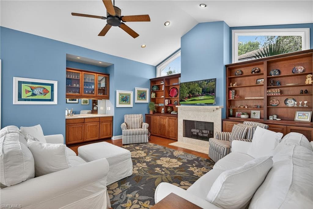 6 Bramblewood PT, NAPLES FL 34105-14