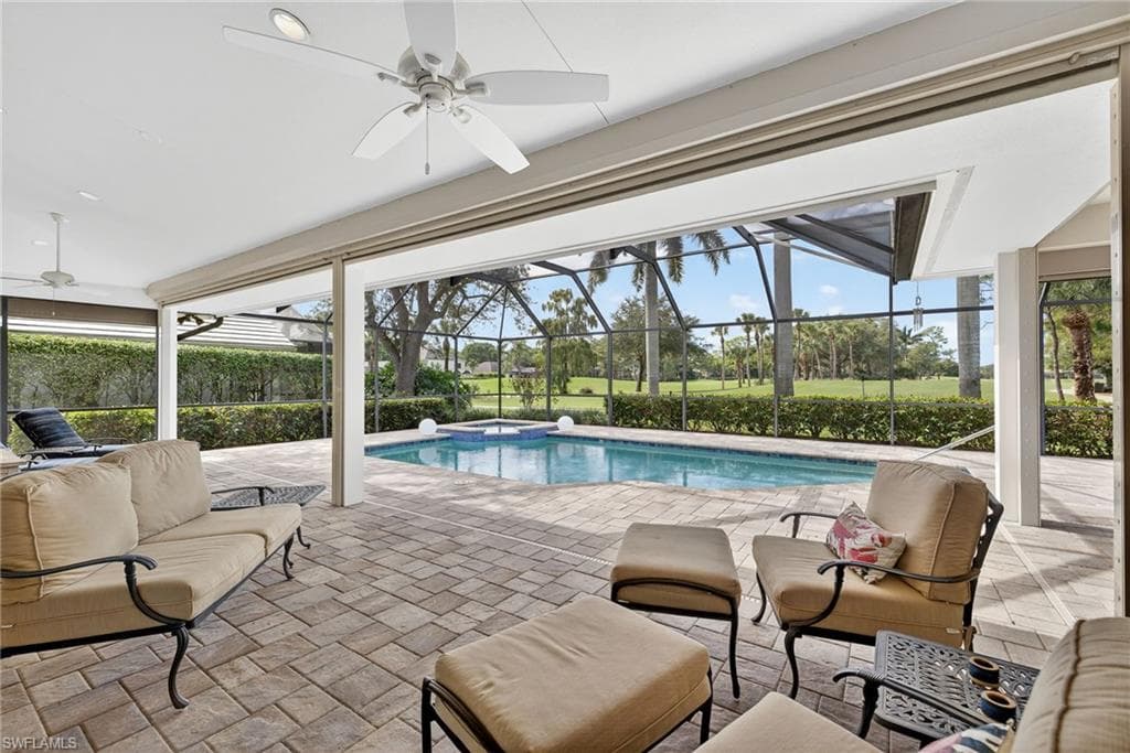6 Bramblewood PT, NAPLES FL 34105-28