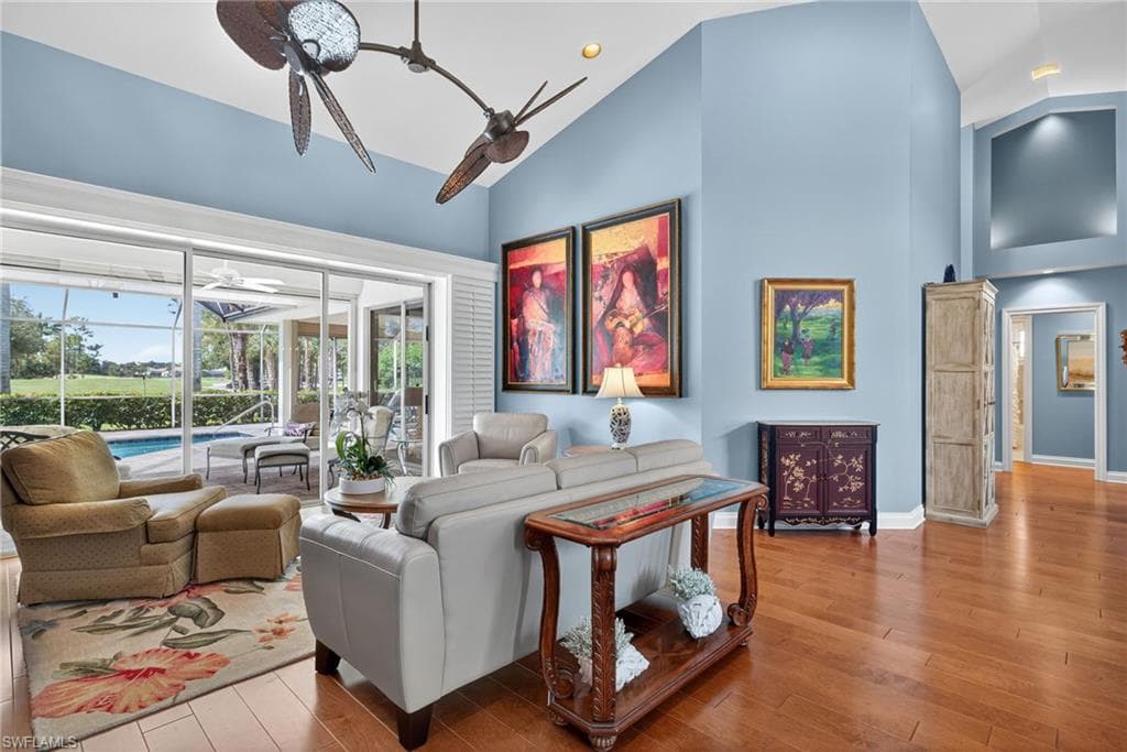 6 Bramblewood PT, NAPLES FL 34105-7