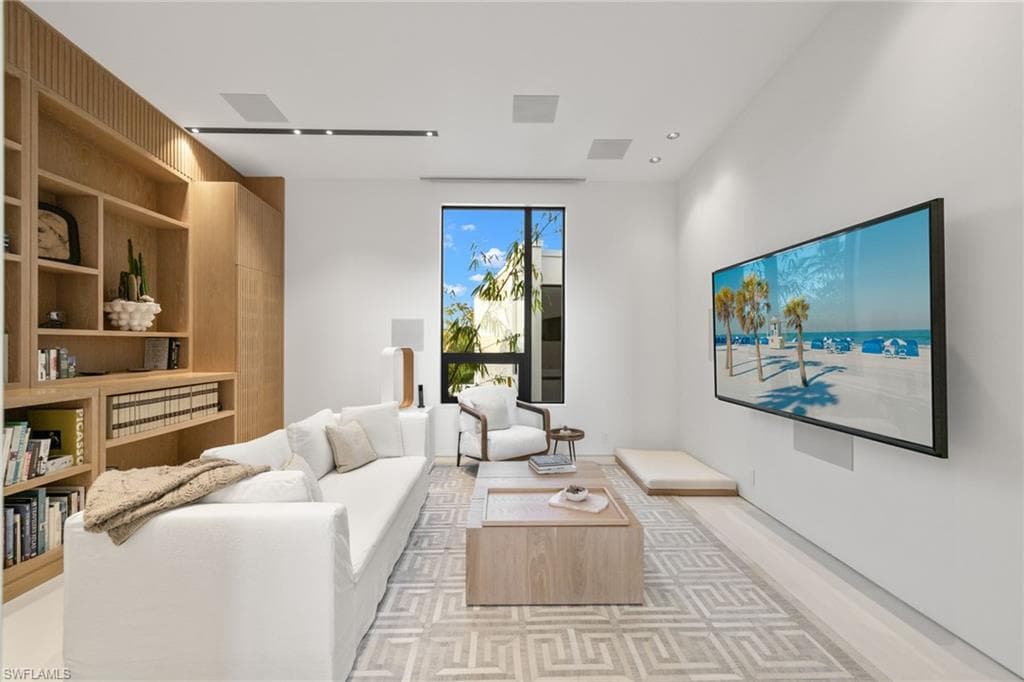 4257 W Gulf DR, SANIBEL FL 33957-17