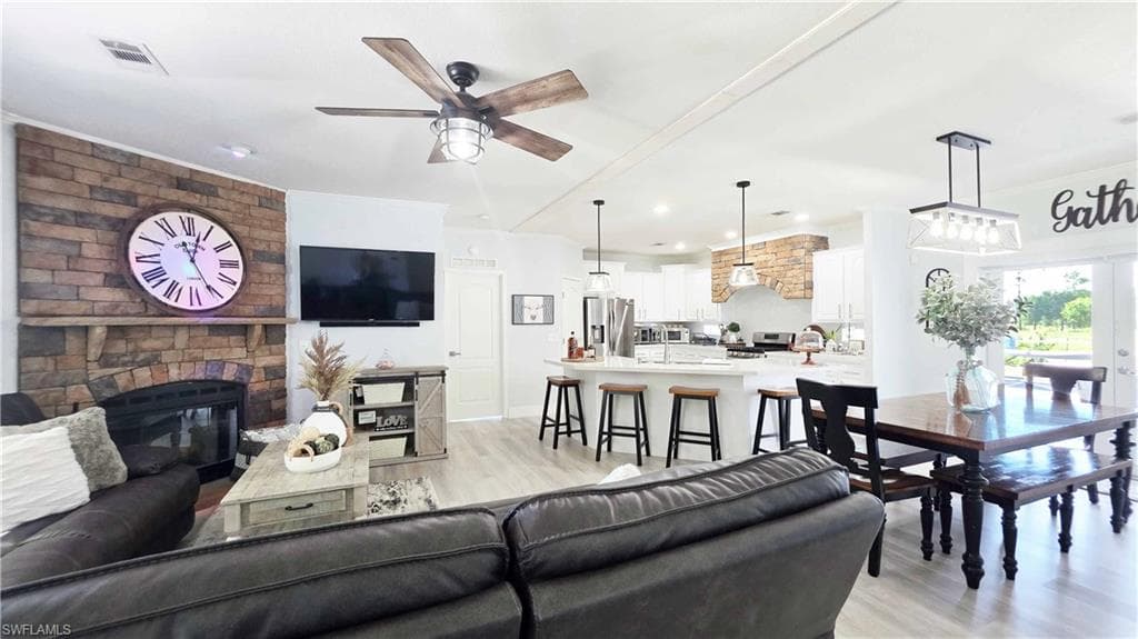 140 N Utopia ST, MONTURA RANCHES FL 33440-18