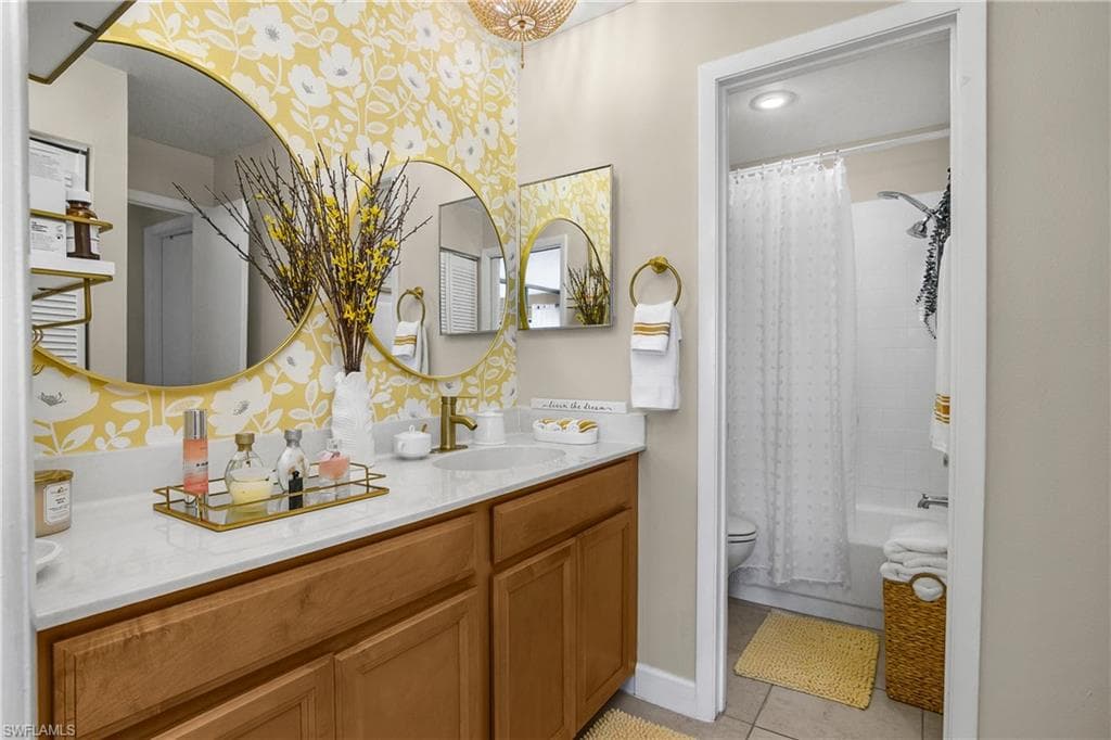 5266 Cedarbend DR # 1, FORT MYERS FL 33919-16