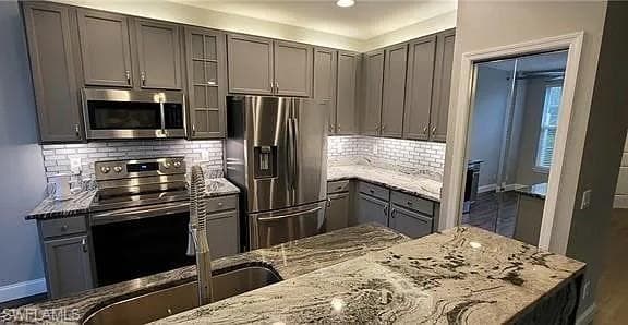 4048 Cherrybrook LOOP, FORT MYERS FL 33966-2
