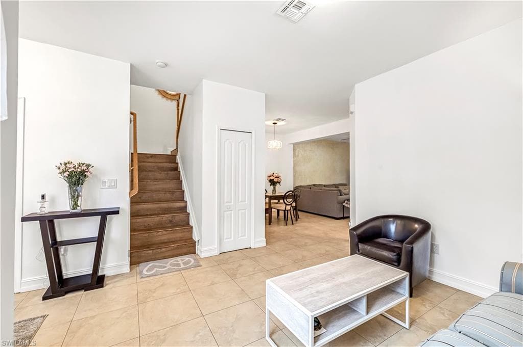 10261 Olivewood WAY # 145, ESTERO FL 33928-2