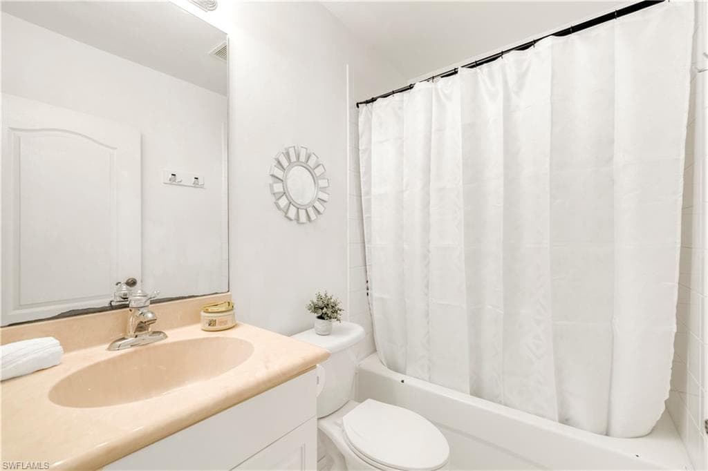 10261 Olivewood WAY # 145, ESTERO FL 33928-17