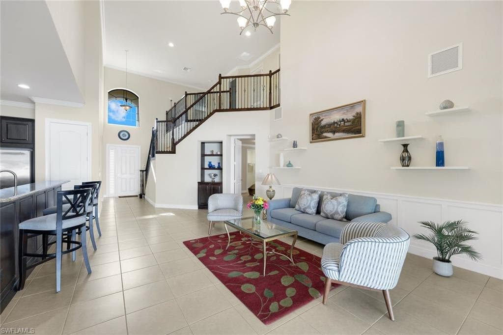 10101 FLORENCE CIR, NAPLES FL 34119-5