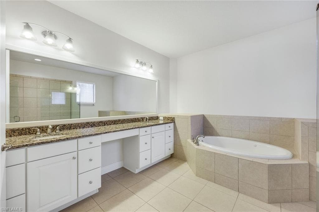 10101 FLORENCE CIR, NAPLES FL 34119-16