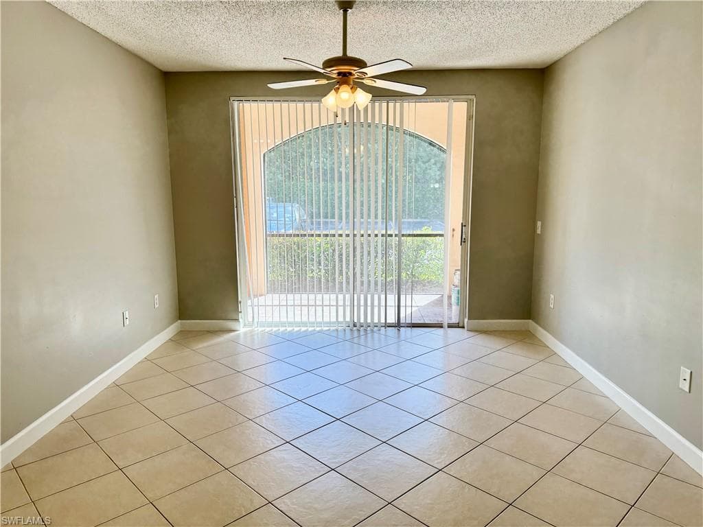 1200 Reserve WAY # 103, NAPLES FL 34105-9
