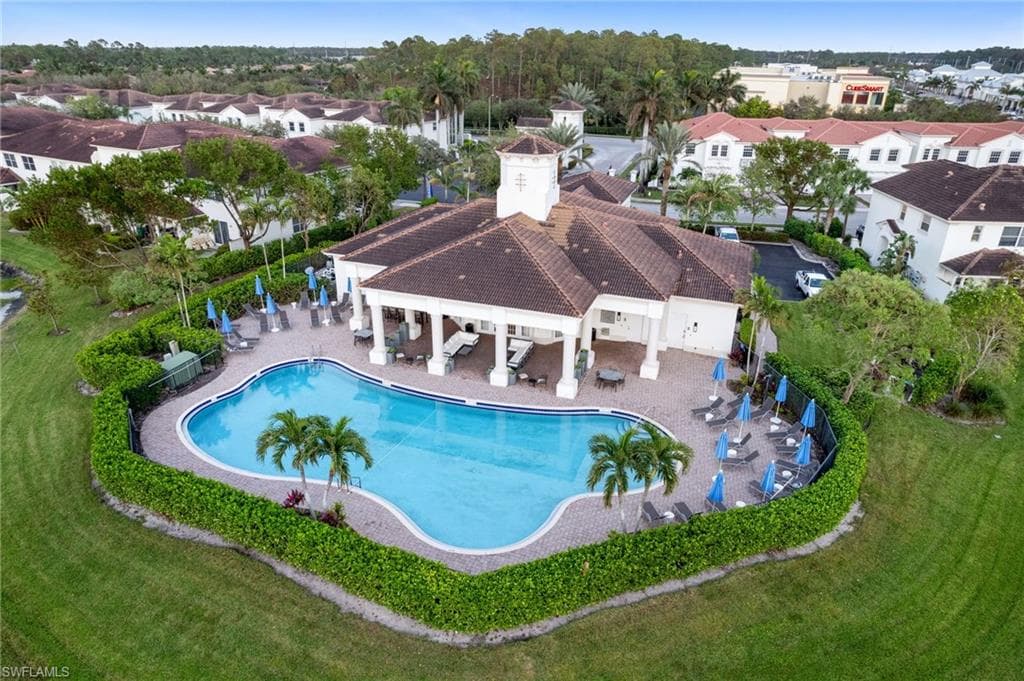 7009 Romana WAY # 1605, NAPLES FL 34119-26