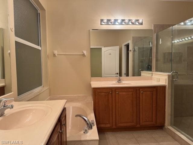 7009 Romana WAY # 1605, NAPLES FL 34119-18