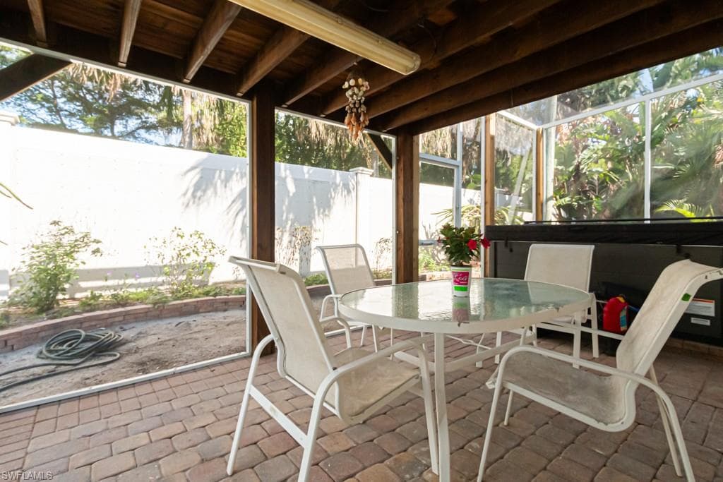 1881 Danford ST, NAPLES FL 34112-22