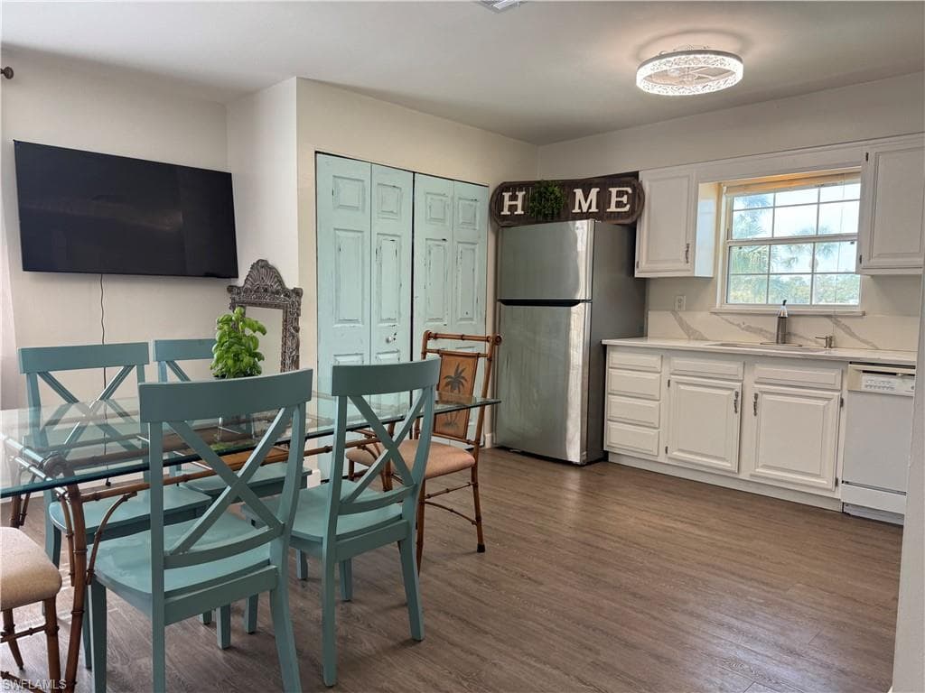 1881 Danford ST, NAPLES FL 34112-6