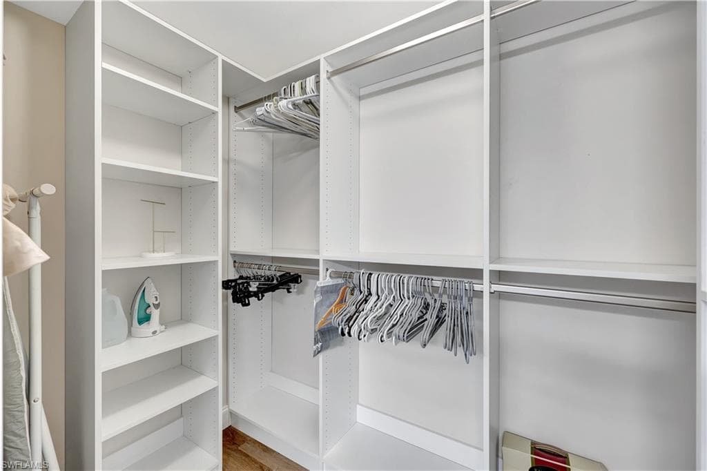 9020 Spring Run BLVD # 604, ESTERO FL 34135-14