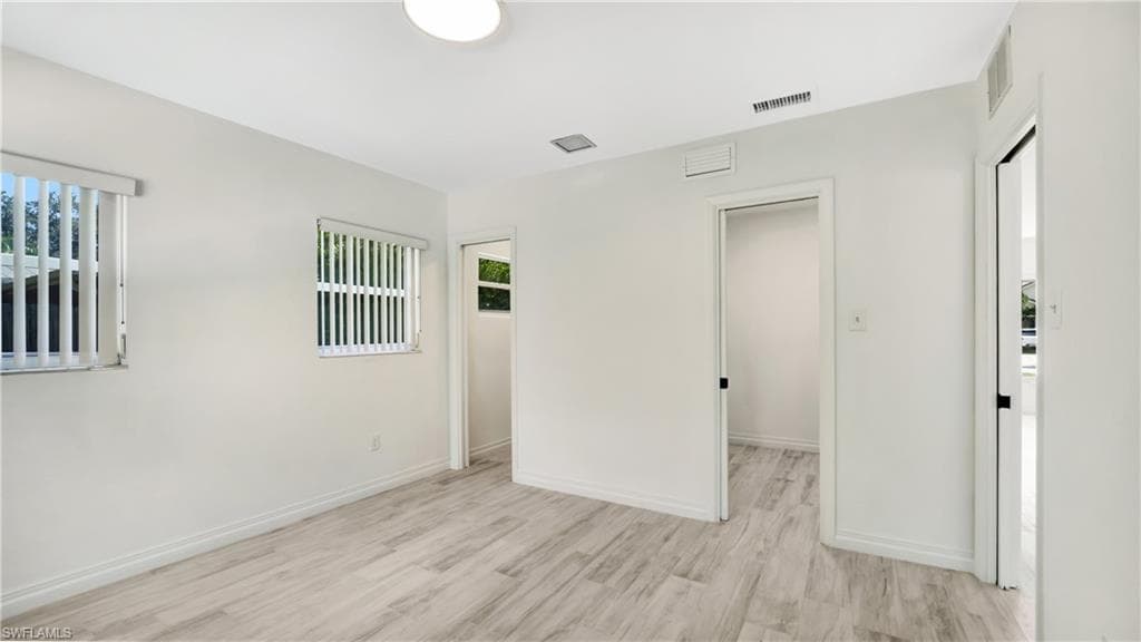 1235 Diana AVE, NAPLES FL 34103-6