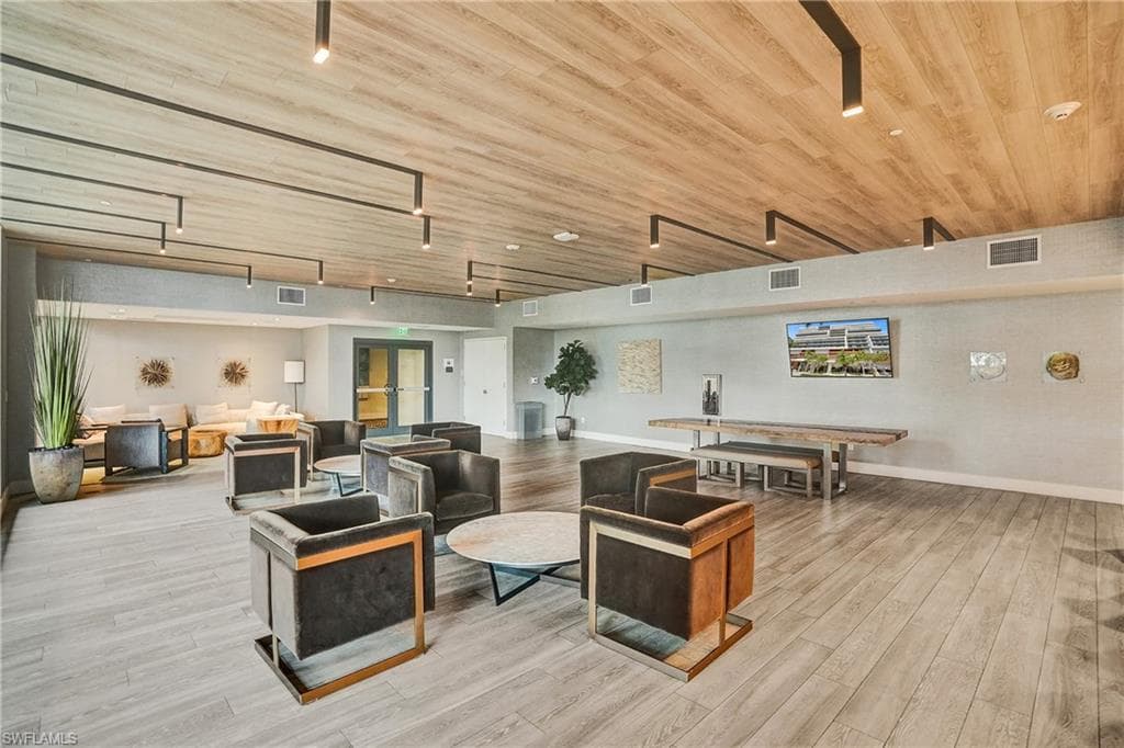 2960 NE 207 ST # 1205, AVENTURA FL 33180-5