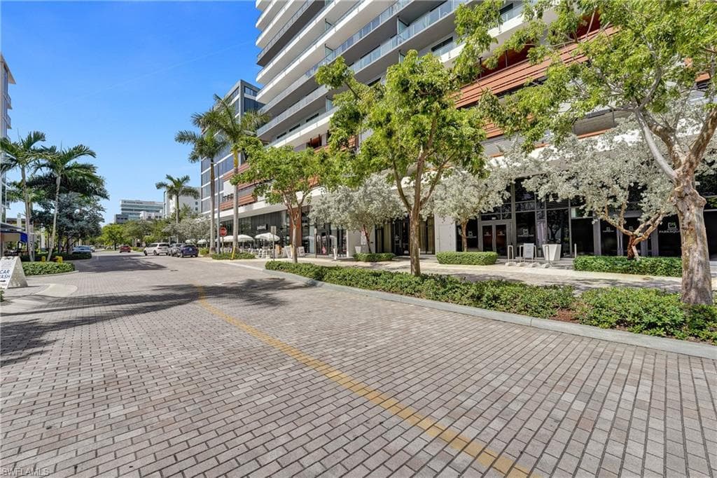 2960 NE 207 ST # 1205, AVENTURA FL 33180-11